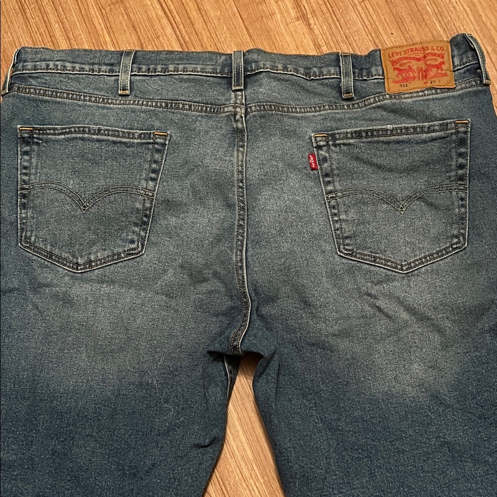 Levi's Relaxed Fit Denim Jeans - Classic Blue Jean Shorts, Men’s Size 42!!